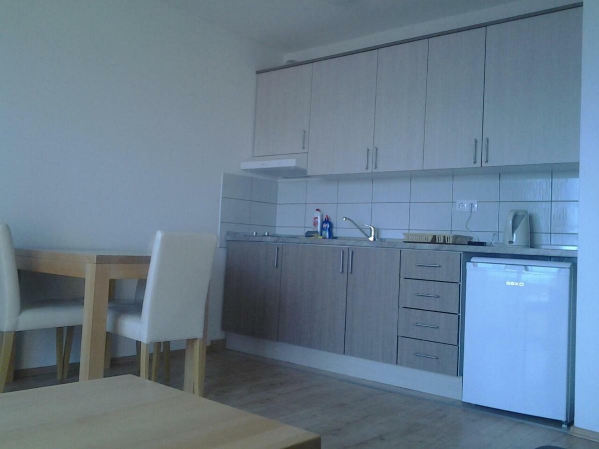 Apartmani "Grgic" Оміш Екстер'єр фото